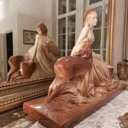 Couette-café - La Maison De Joséphine 3*