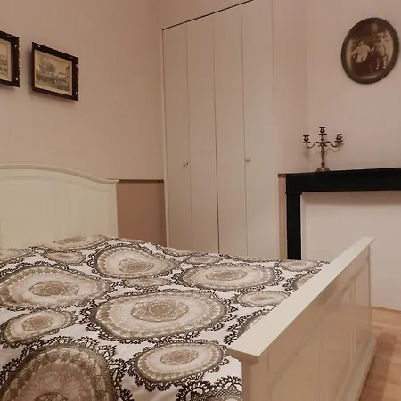 Bed & Breakfast Chambres D'hotes - La Maison De Josephine